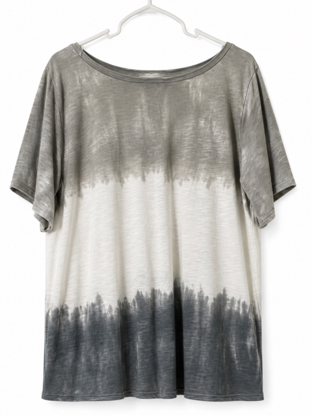POL tye dye v neck - Picture 3 of 4